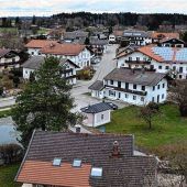 Viel Geld für Rathaus und Breitband