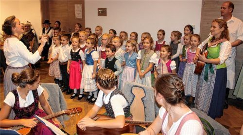 Der Feilnbacher Kinderchor ist eines von vielen musikalischen Potenzialen, für die sich eine Sing- und Musikschule in der Gemeinde Bad Feilnbach lohnen dürfte.Fotos Strim