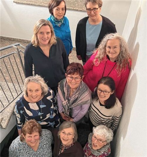 Der neue Vorstand der Frauengemeinschaft Tuntenhausen ist nach der Wahl wieder vollzählig.Foto re