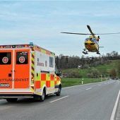 87-Jähriger übersieht herannahenden Biker
