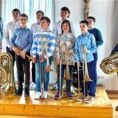 Musikschüler präsentieren sich im Heldensteiner Pfarrheim