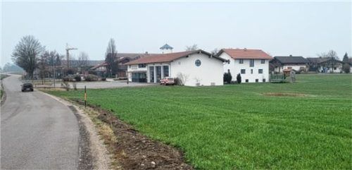 Die Floriansjünger bekommen eine Lagerhalle, um der bestehenden Platznot zu begegnen. Foto Stache