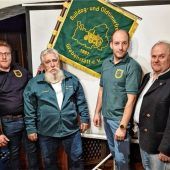 Bulldog- und Oldtimerfreunde bestätigen ihren Vorstand