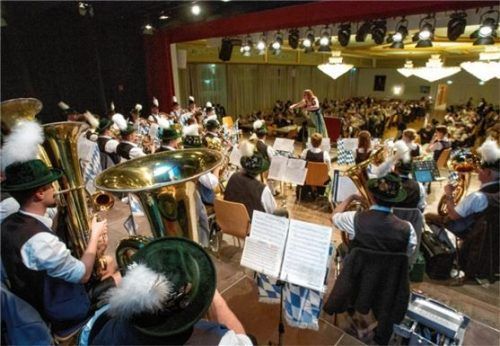 Die Priener Blaskapelle als Gastgeber sorgte für die musikalische Untermalung.