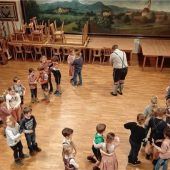 Plattlerproben für den Trachtennachwuchs