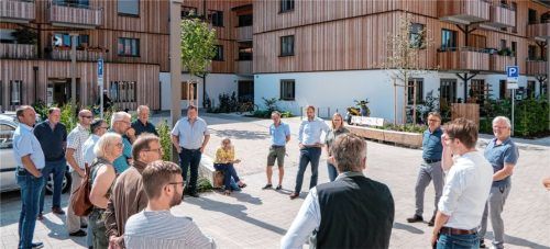 Die Projekte der „Maro Genossenschaft für selbstbestimmtes und nachbarschaftliches Wohnen“, Ohlstadt, gelten gemeinhin als Vorzeigeprojekte. Besucher aus nah und fern sehen darin vorbildliche Lösungen wie hier in Unterwössen. Jetzt beantragte die Genossenschaft ein Insolvenzverfahren. Foto  Flug