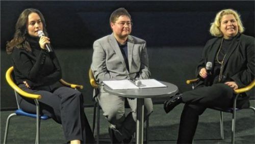 Diskutierten das aktuelle Thema: (von links) Sofija Pavlenko, Max Wiltschka und Sandra Bubendorfer-Licht. Foto Rath