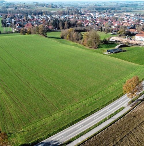 Ein Drohnenfoto vom geplanten neuen Baugebiet in Allersheim.Foto  sutherland