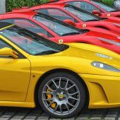 Kunden um Luxusautos geprellt