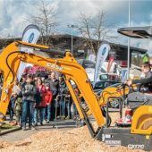Josefimarkt glänzt mit Volksfest-Atmosphäre