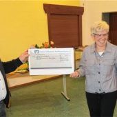 Gerlinde Bank und Marianne Neureuther sind 50 Jahre dabei