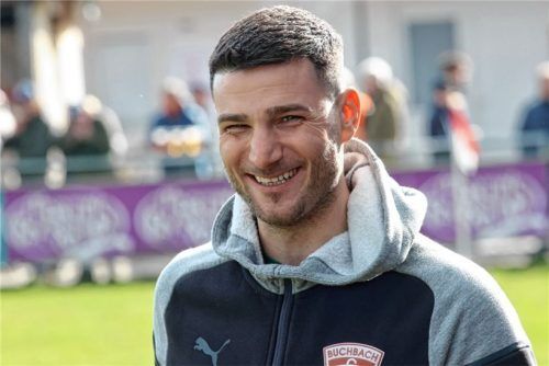 Hatte nach dem Coup in Würzburg allen Grund zur Freude: Buchbachs Trainer Aleksandro Petrovic.Foto Michael Buchholz