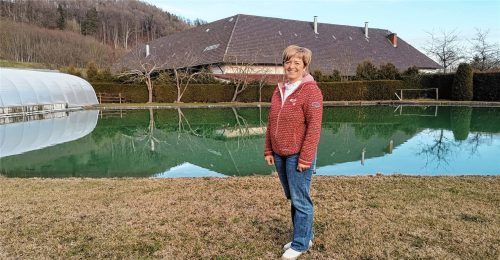 Hildegard Brader, Zweite Bürgermeisterin der Marktgemeinde Gars, setzt sich für die Wiedereröffnung des „Zölibads“ ein. Foto Leitner