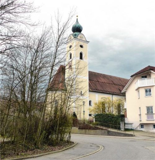 In der Edlinger Pfarrkirche Sankt Cyriakus war PfarrerGeorg Pitzl von 1960 bis 1963 stationiert. Foto Burlefinger