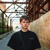 Auch mal mit Polizeischutz zur Lesung