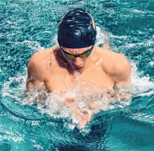 Luis Ploner stellte in Stuttgart gleich drei neue Vereinsrekorde auf.Foto re