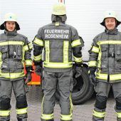 Neue Einsatzkleidung für Feuerwehren
