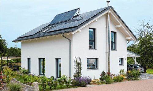Steiler Anstieg – mehr als fünf Millionen Solarthermie- und Photovoltaikanlagen wurden in Deutschland montiert. Foto WeberHaus / BHW Bausparkasse
