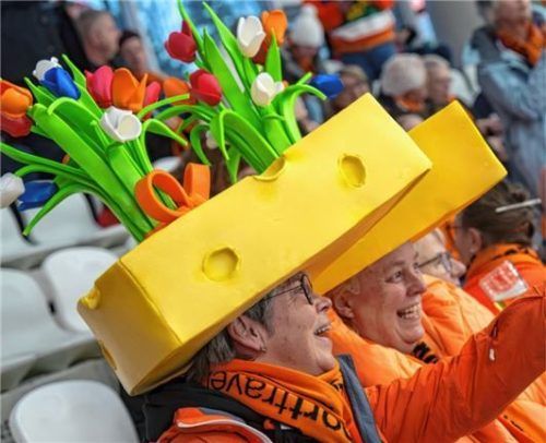 Tulpen, Käse und Eisschnelllauf – alles, was das Holland-Klischee so parat hat!Foto Peter Kneffel/DPA
