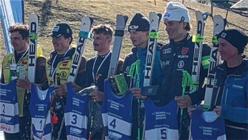 Vier SV-Inngau-Athleten unter den ersten sechs in der U21-Wertung: Matthias Kagleder, Sieger Sebastian Weiß, Max Poller, Lorenz Epple, Simon Widmesser und Daniel Schuller (von links).Foto privat