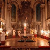 Stimmungsvolle Osternacht inSt. Nikolaus