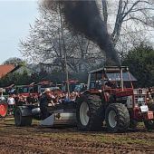 Tausende bei Trecker-Treck in Pittenhart