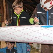 Auer Jugend werkelt fleißig für neuen Maibaum