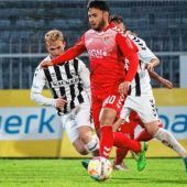 Schuhe vergessen: Vor dem Regionalliga-Spiel noch ins Sportgeschäft