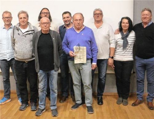 Bei der Jahresversammlung der Freien Turnerschaft Rosenheim wurden zahlreiche Mitglieder geehrt. Foto Erlich