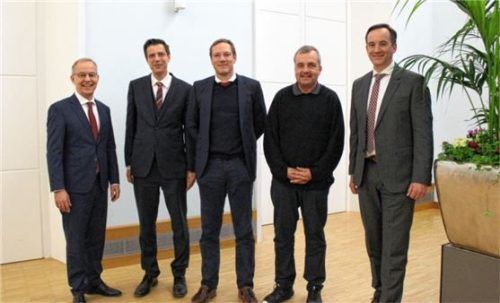 Der Gastgeber mit den Fachreferenten (von links) Professor Dr. Peter Zwanzger, Professor Dr. Timo Grimmer, Professor Dr. Günter Höglinger und Dr. Tobias Winkler.Foto re