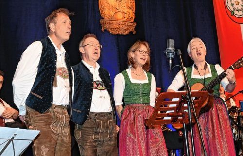 Der Haager Viergsang sang Lieder mit zeitgemäßem Inhalt. Foto Schlecker