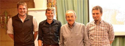 Der neue Vorstand besteht aus (von links) Josef Loferer junior (Zweiter Vorsitzender), Andreas Müllinger (Vorsitzender), Martin Schwaiger (Schriftführer) und Christian Summerer (Kassier). Foto  Wunderlich