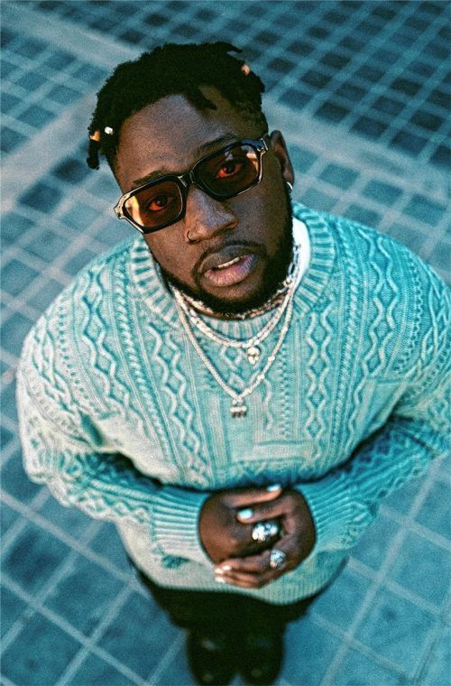 Ein Internet-Hit machte Kelvin Jones zum Star. Der Sänger mit Wurzeln in Simbabwe und Großbritannien lebt und arbeitet in Deutschland. Foto Alexander Foell