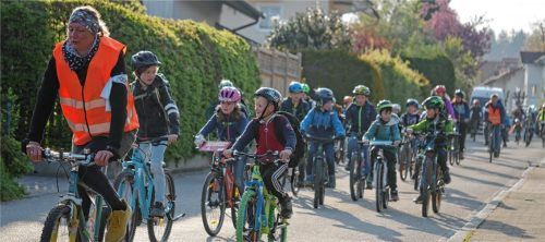 Im „Fahrradbus“ geht es am 3. Mai gemeinsam und vor allem sicher zur Schule. Foto Dehghan