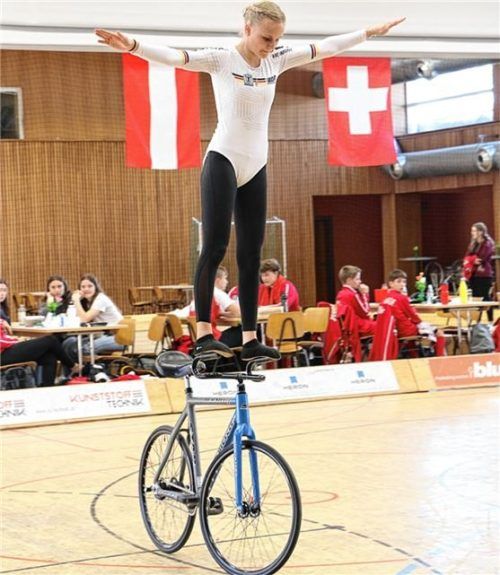 Lisa Lechner gewinnt den Drei-Länder-Kampf mit knappem Vorsprung. Foto Wilfried Schwarz