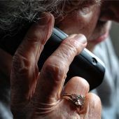 Zwei Schock-Anrufer vor Gericht