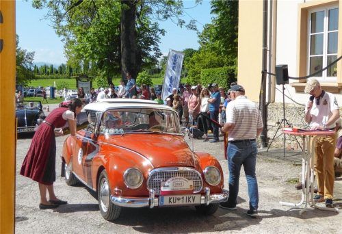 Startpunkt für die Oldtimer wird die Schlossgaststätte in Maxlrain sein. Foto AMC