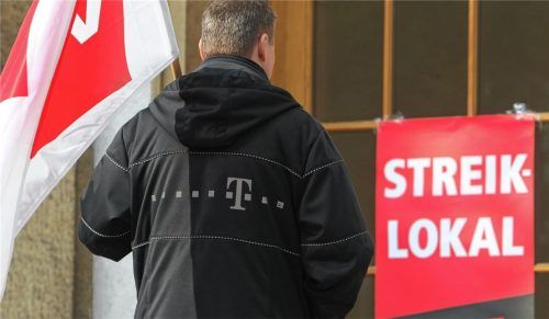 Über 2000 Beschäftigte der Deutschen Telekom streiken für mehr Geld. Am heutigen Dienstag kommt es erneut zur Arbeitsniederlegung – auch in der Region. Foto dpa