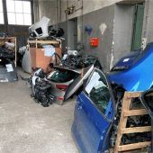 Gestohlene Pkw in Einzelteile zerlegt und auf Reisen geschickt