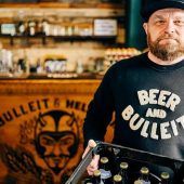 Mathäser spendiert 4000 Liter Freibier