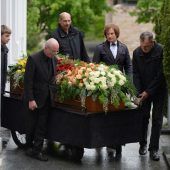 Sargträger dringend gesucht