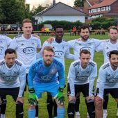 Schröders Ausflug aufs Fußballfeld