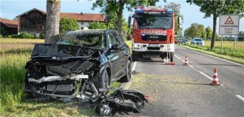 Am Unfallauto entstand ein Totalschaden. Foto Lamminger