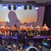 Ein Mensch vor dem Gericht der Tiere