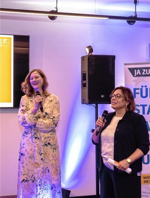 Den Frauenanteil in Technikberufen und Wissenschaft zu stärken das ist das Anliegen von Professor Nicole Strübbe (links) und Steffi Panhans. Fotos Thomae