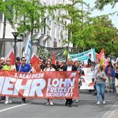 Lederer betont Zusammenhalt bei Mai-Demo