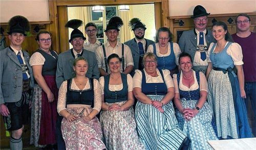 Der frisch gewählte Vorstand der Grenzlandler, die im nächsten Jahr ihr 120-jähriges Bestehen feiern. Foto re