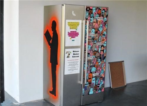 Der „große Bruder“ wurde im Sommer 2022 im Freibad eröffnet: Der Kolbermoorer Bücherschrank.