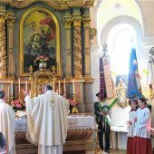Holzham feiert sein Kirchenhaus