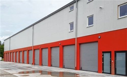 Der Lagerpark Aschau bietet Räume zum Anmieten.